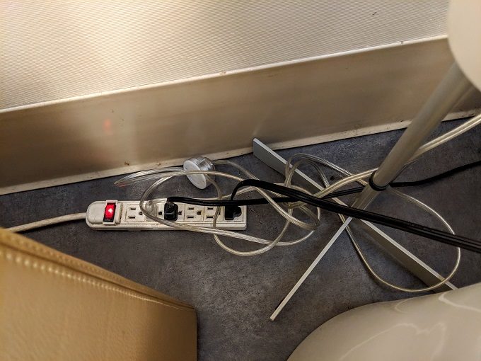 Air France Lounge (Priority Pass) at Boston Logan Airport - Power outlets