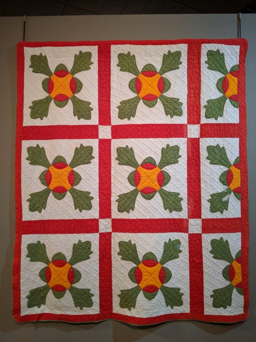 Antique Oak Leaf and Reel Pattern at the National Quilt Museum