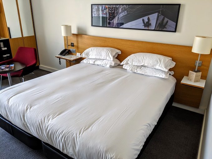 DoubleTree Amsterdam Centraal Station - King bed