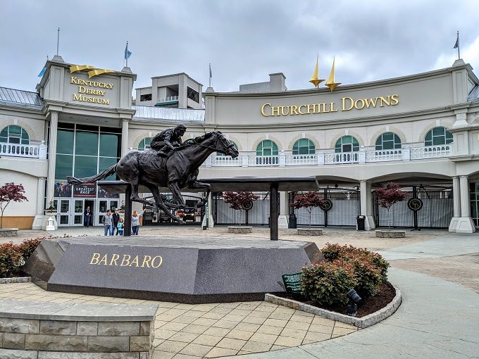 Visiting The Churchill Downs Kentucky Derby Museum & Tours In