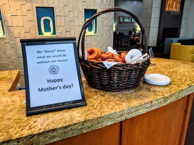 Hyatt Place Lexington, Kentucky - Donuts for Mother's Day