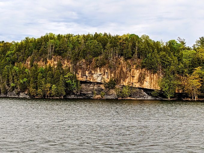 Champlain Thrust Fault on Lone Rock Point