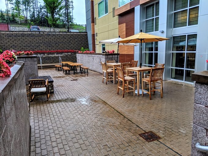 Element Hanover-Lebanon, New Hampshire - Courtyard seating