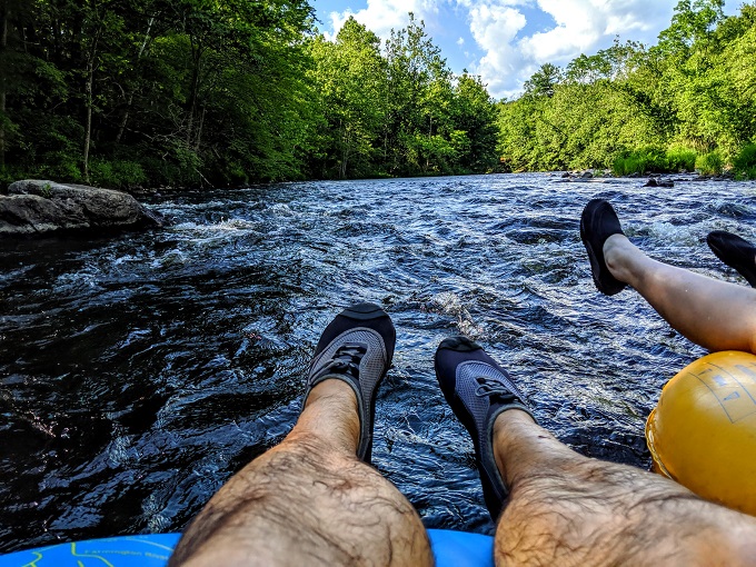 Going Tubing On The Farmington River In Connecticut - No Home Just Roam.