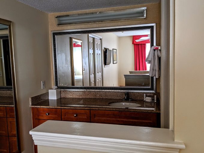 Residence Inn Hartford Windsor, Connecticut - Upstairs sink & vanity