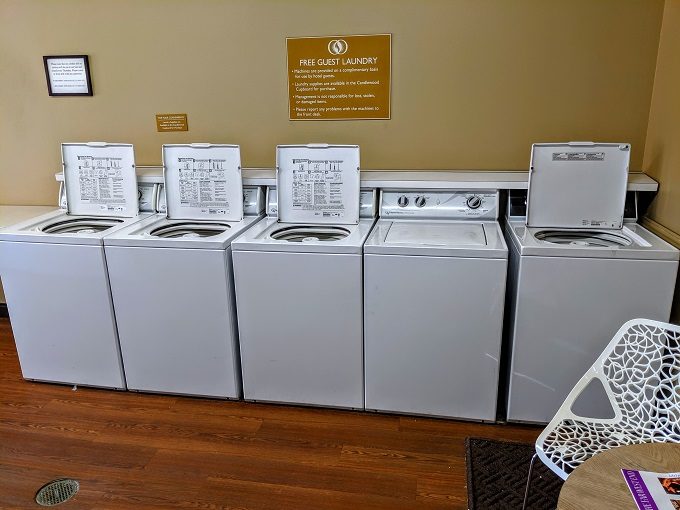 Candlewood Suites Richmond West End Short Pump - Guest laundry - washing machines