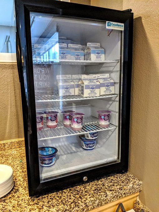 TownePlace Suites Winchester, Virginia breakfast - Milk & yogurts