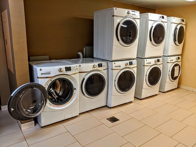 TownePlace Suites Bridgeport Clarksburg, West Virginia - Guest laundry