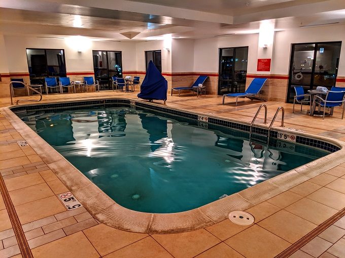 TownePlace Suites Bridgeport Clarksburg, West Virginia - Swimming pool