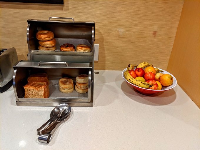 TownePlace Suites Bridgeport Clarksburg, West Virginia breakfast - Bread, bagels, English muffins & fruit
