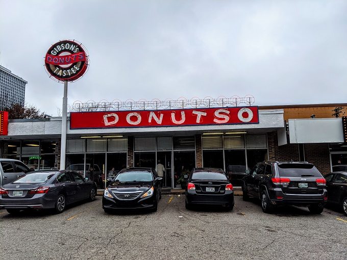 Gibson's Donuts in Memphis, Tennessee