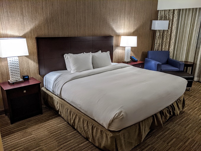 Hilton Nashville Airport, Tennessee - King bed
