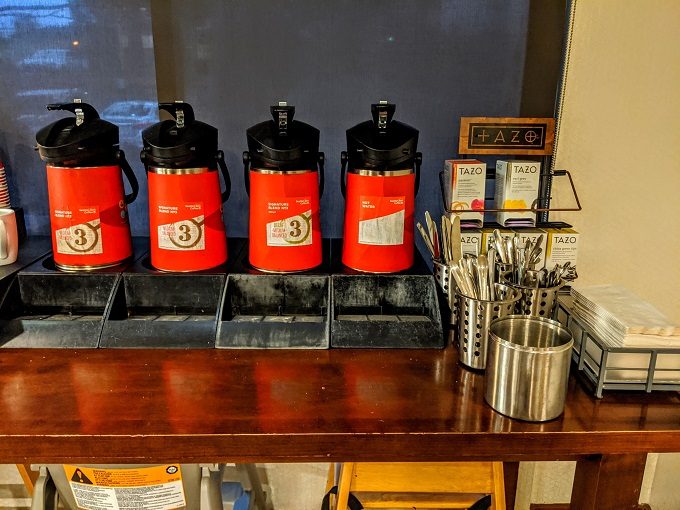 Hyatt Place Memphis-Primacy Parkway breakfast - Coffee & tea station