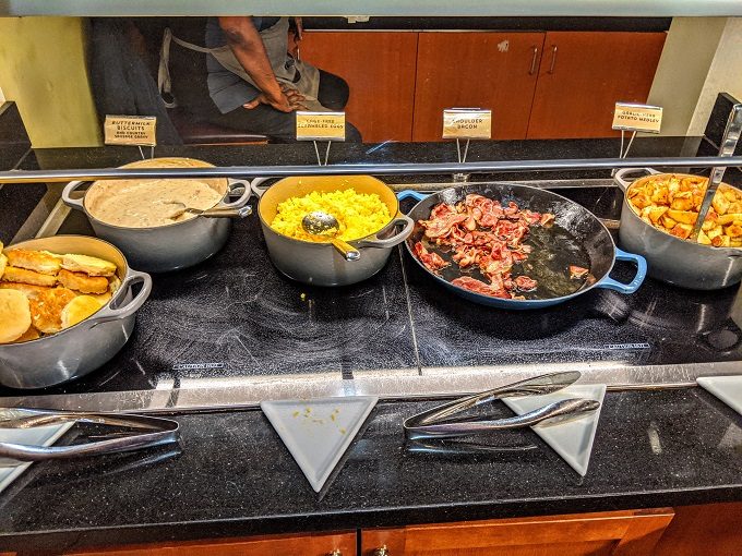 Hyatt Place Memphis-Primacy Parkway breakfast - Hot options