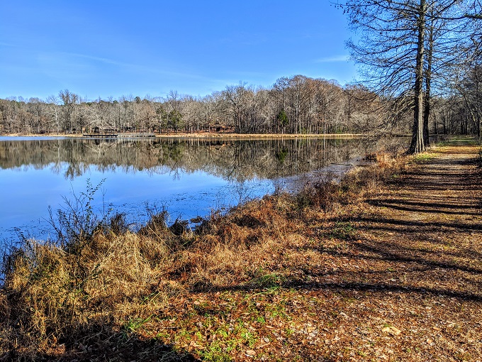 Nature trail around Spring Lake at Wall Doxey State Park