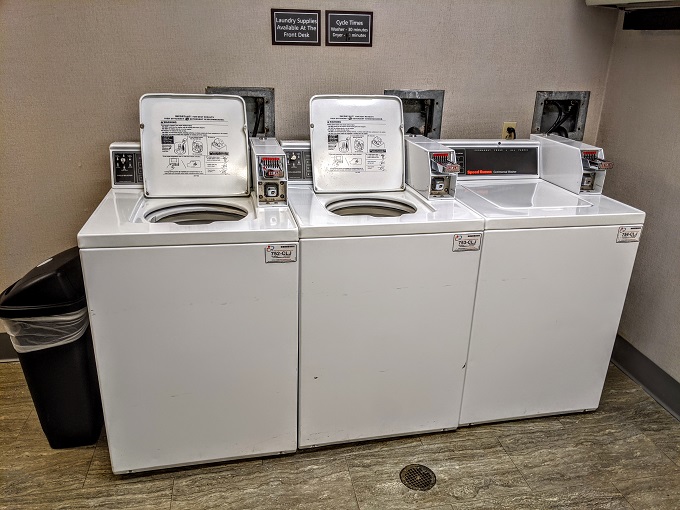 Residence Inn Baton Rouge Siegen Lane, Louisiana - Guest laundry - washing machines