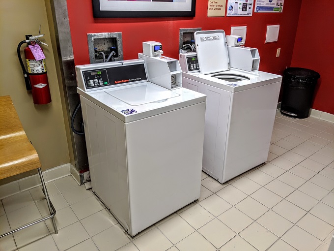 TownePlace Suites New Orleans Metairie - Guest laundry - washing machines