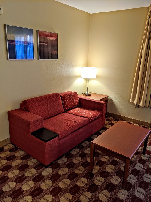 TownePlace Suites New Orleans Metairie - Sleeper sofa & coffee table