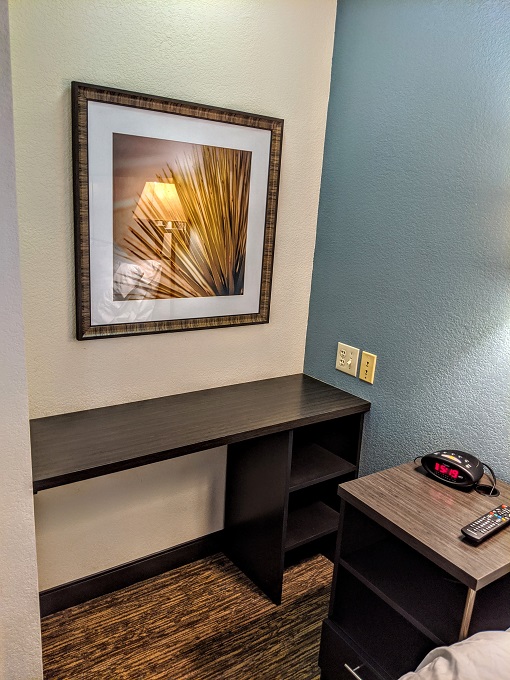 Candlewood Suites Albuquerque, NM - Desk in bedroom