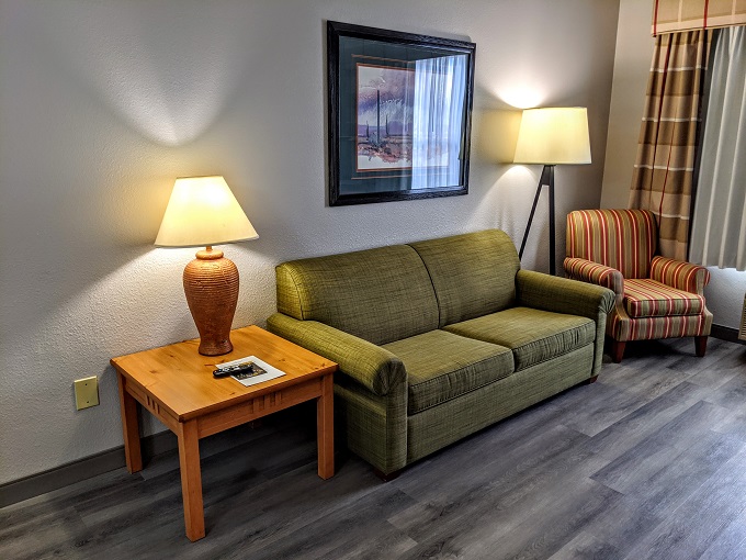 Country Inn & Suites Tucson Airport, Arizona - Sofa, armchair & side table