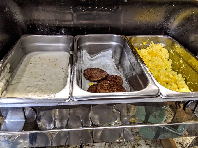 Country Inn & Suites Tucson Airport, Arizona breakfast - Sausage gravy, sausage patties & scrambled eggs