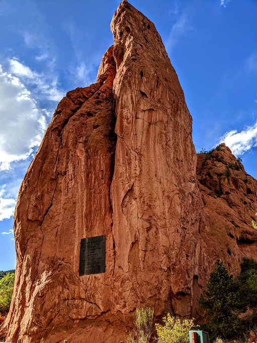 Garden of the Gods, Colorado - Rock formation in the center of the Central Garden Trail