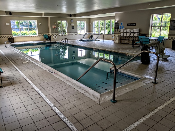 Residence Inn Cincinnati North West Chester - Swimming pool