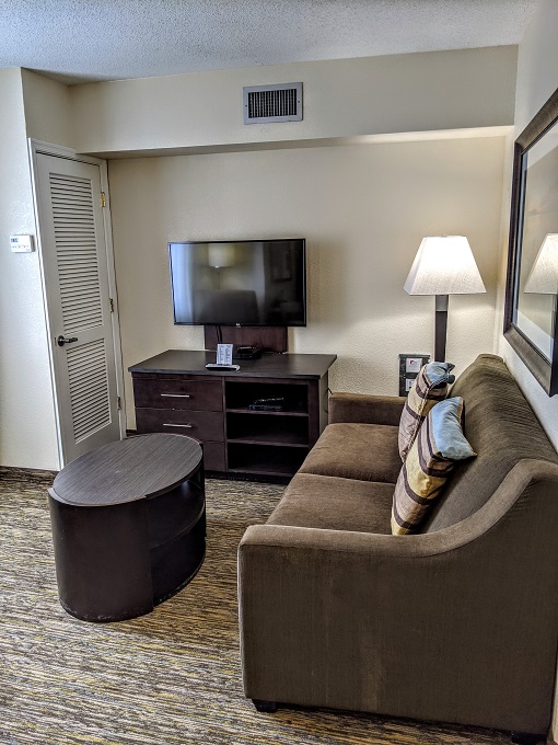 Candlewood Suites Virginia Beach Town Center - Living room