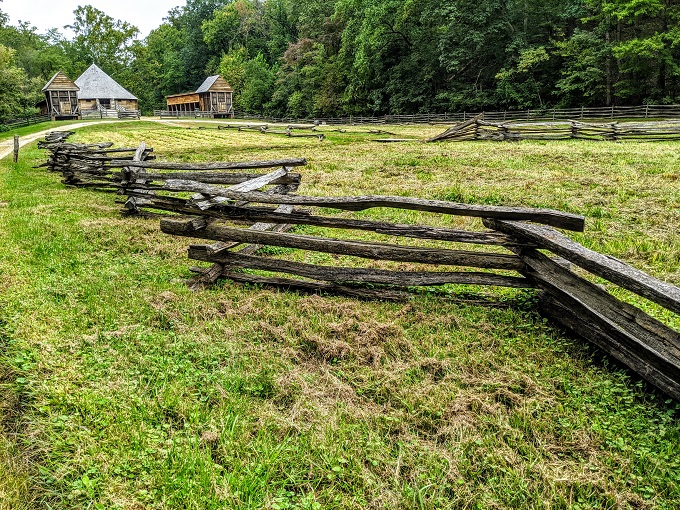 George Washington's Mount Vernon - Split rail fencing