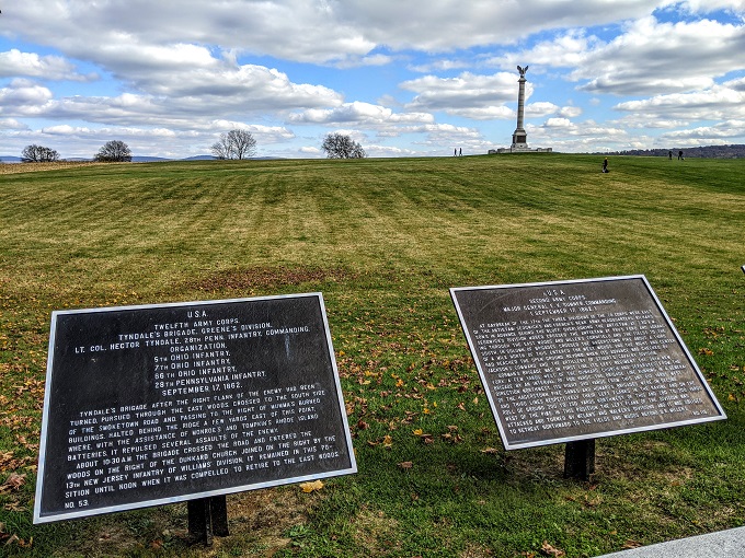 Antietam National Battlefield - Signs providing battle information