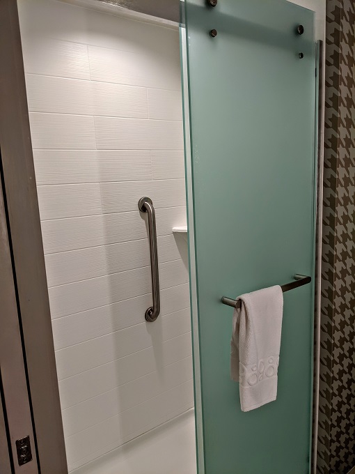 Home2 Suites Frederick, MD - Walk-in shower