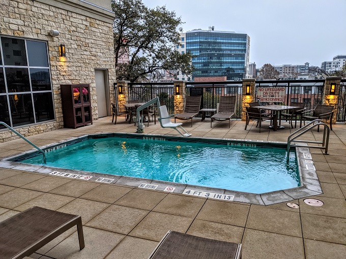 Hyatt House Austin Downtown, TX - Outdoor swimming pool