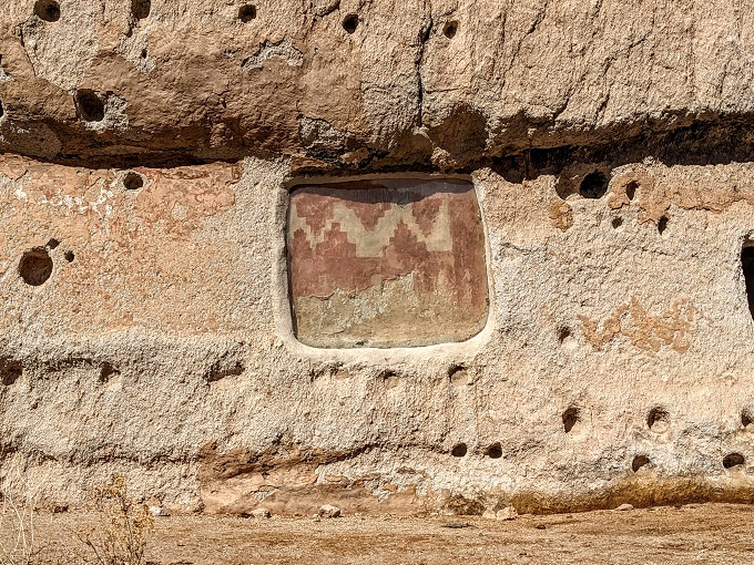 Bandelier National Monument, NM - Pictograph