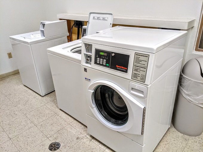 TownePlace Suites Albuquerque Airport, NM - Guest laundry - washing machines