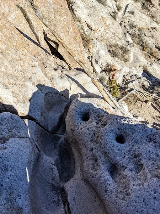 Tsankawi Prehistoric Sites - Steps down to ladder