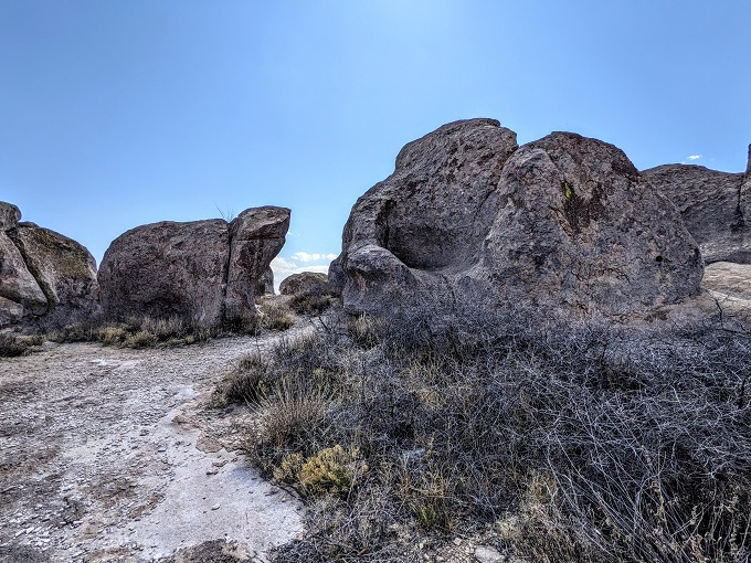 City of Rocks State Park - Rock formations on the Hydra Trail