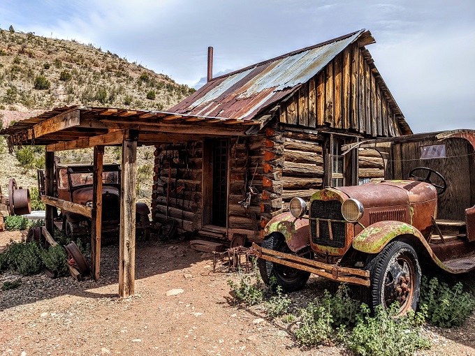 Gold King Mine & Ghost Town - Miner's cabin