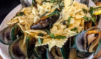 Hideaway House in Sedona - New Zealand green lipped mussels with pasta in garlic white wine sauce