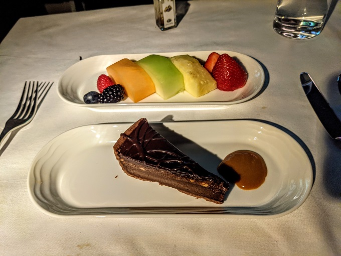 Emirates First Class - Chocolate & hazelnut tart and seasonal fruit