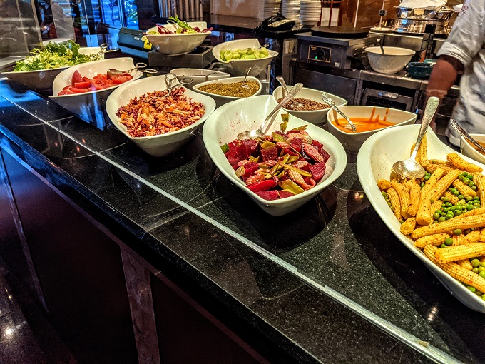 Grand Hyatt Dubai - Salad bar