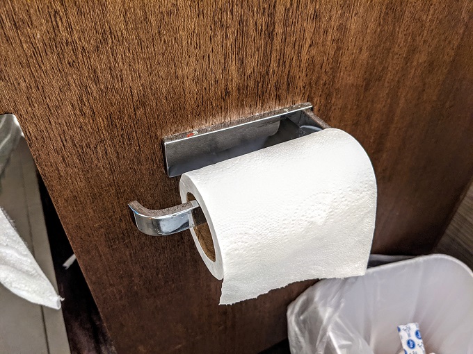 Element Denver Park Meadows, CO - Annoying toilet roll holder