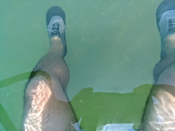 Feet not touching the ground in the Dead Sea