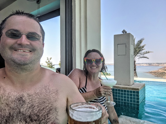 Hilton Dead Sea Resort & Spa, Jordan - Drinks at the Infinity pool bar