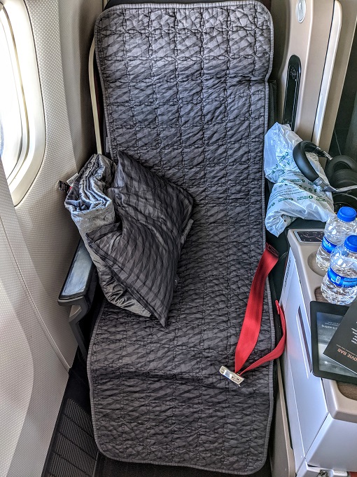 Turkish Airlines Business Class IST-ORD - Mattress & bedding