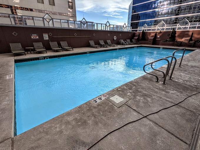 Hyatt Regency Albuquerque, NM - Rooftop swimming pool