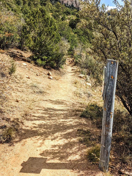 La Luz trail marker