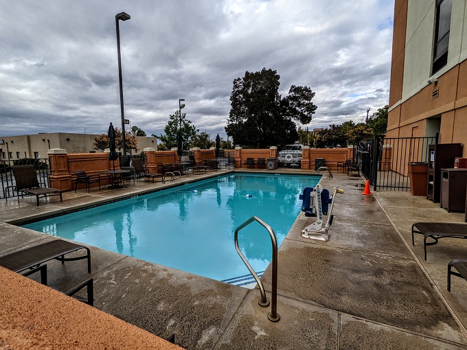Hyatt Place Albuquerque Uptown, NM - Outdoor swimming pool