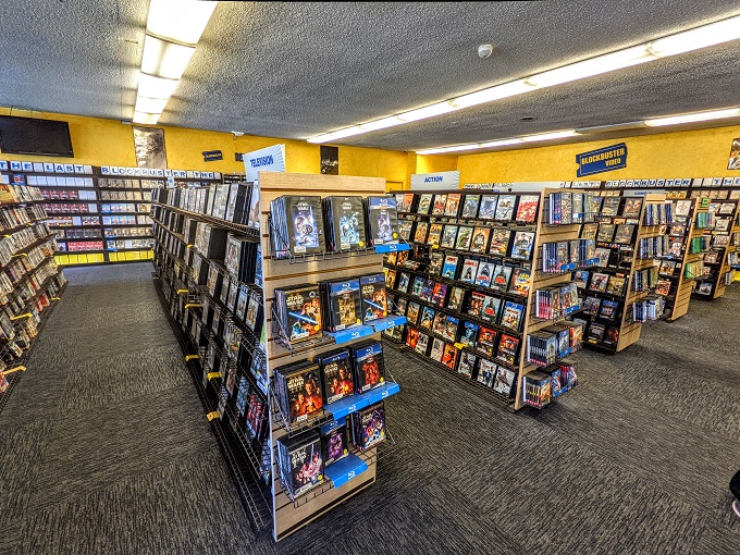 visiting-the-last-blockbuster-on-the-planet-in-bend-or-no-home-just-roam