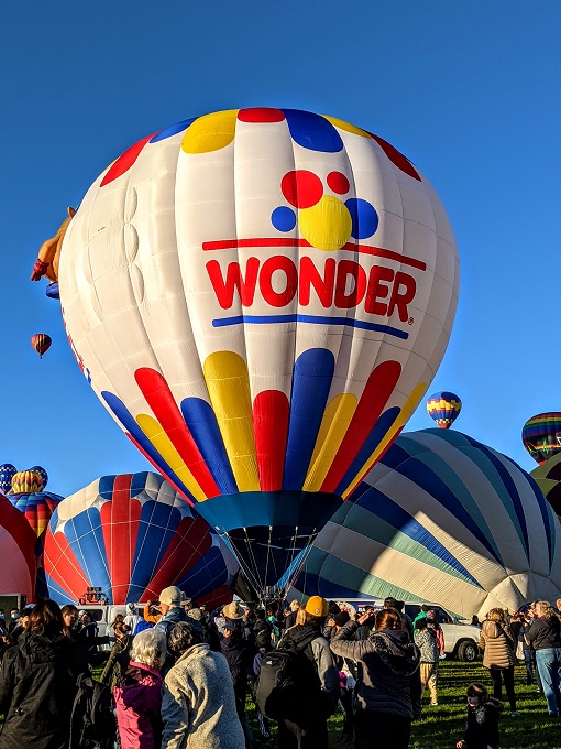Wonder Bread hot air balloon