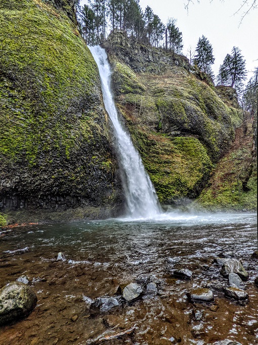 Horsetail Falls near Portland, OR